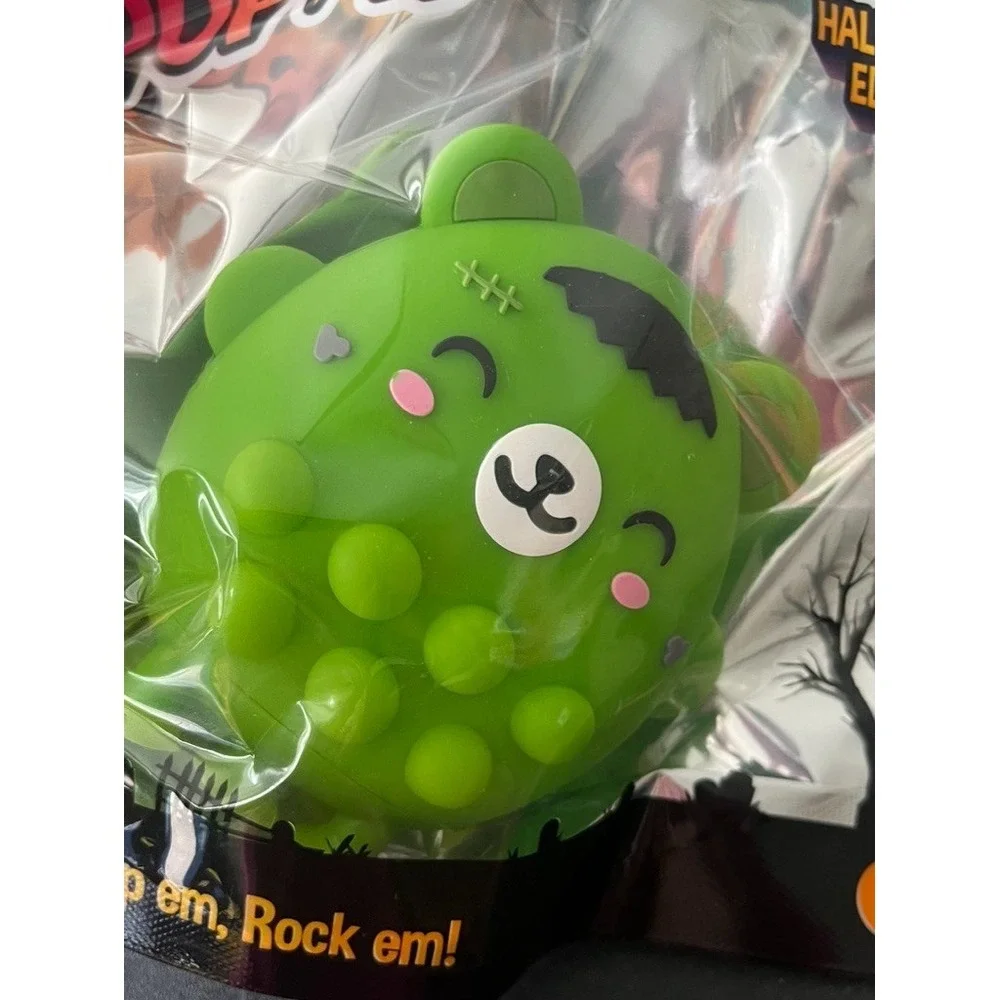 Top Trenz OMG! Pop Rockers Halloween Edition Sensory Fidget Toy Bear